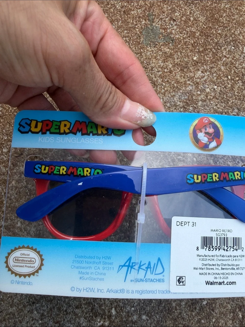 Nintendo Super Mario Kids Sunglasses Red Frame Blue Lenses. NEW